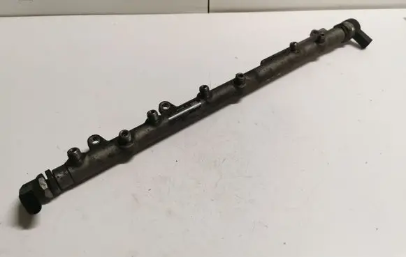 BMW 3 E90 E91 Fuel main line pipe 7795514 0445216015