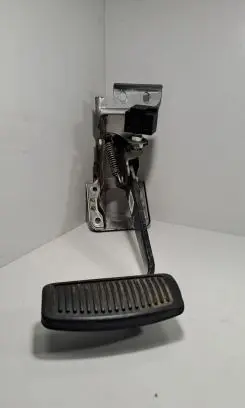 Hyundai Santa Fe Brake pedal