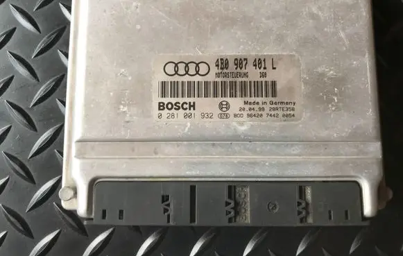 Audi A6 S6 C5 4B Engine control unit/module 4B0907401L 0281001932 28RTE358