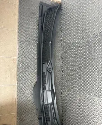 Ram 1500 Wiper trim 68299452AB 68299451AB