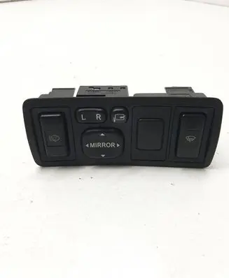 Toyota Avensis T250 Wing mirror switch 183575