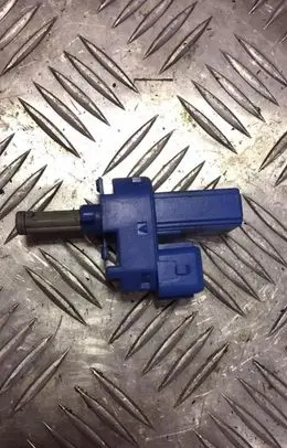 Ford Focus Brake pedal sensor switch 98ab7c534aa