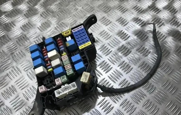 Hyundai Matrix Fuse box set 9120017362 j26