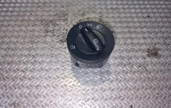 Volkswagen Caddy Light switch