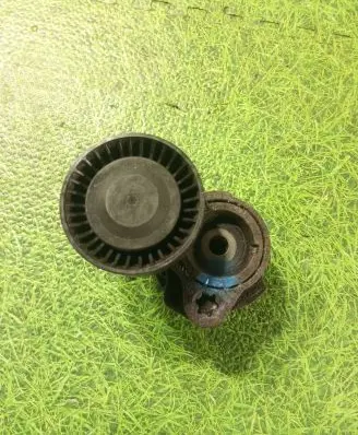 BMW X5M E70 Generator/alternator belt tensioner 7549873 7553815 107779