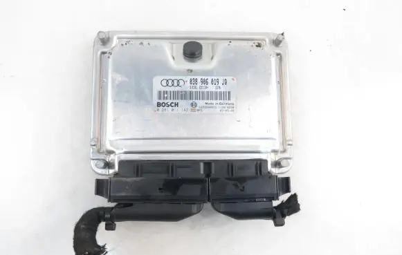Audi A4 S4 B6 8E 8H Engine control unit/module 0281011142 038906019JQ