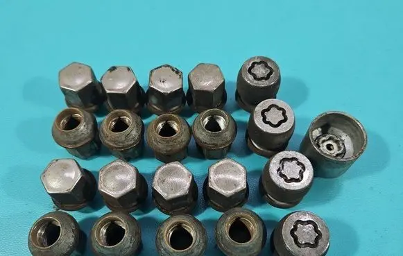 Land Rover Discovery Sport Nuts/bolts IMPRK1476450