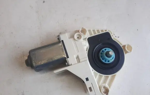 Audi A7 S7 4G Rear door window regulator motor 8K0959802B