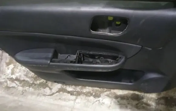 Honda Accord Front door card panel trim