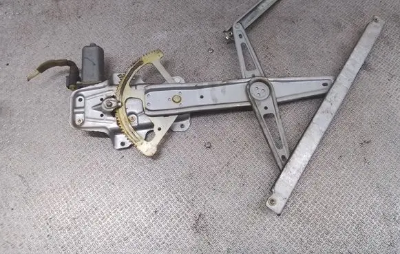 Toyota Yaris Front door window regulator with motor 0130822018