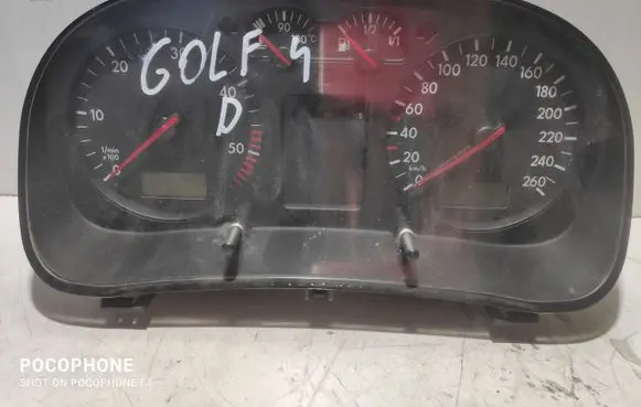 Volkswagen Golf IV Speedometer (instrument cluster) 1J0920802G