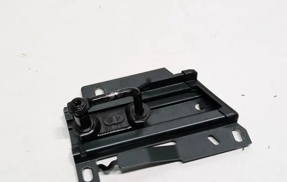 Audi A5 Engine bonnet/hood lock/latch loop/hook 8W0823186E