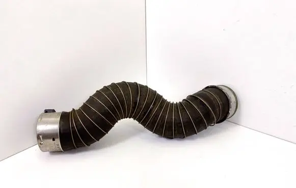 Intercooler hose/pipe