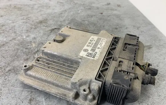 Seat Altea Engine control unit/module 03G906021LN 0281013282
