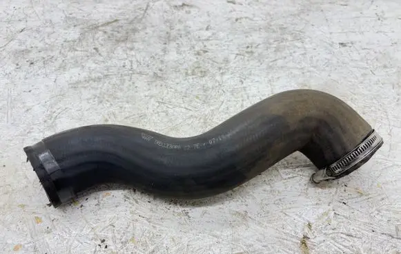 Volvo V70 Intercooler hose/pipe 30766441