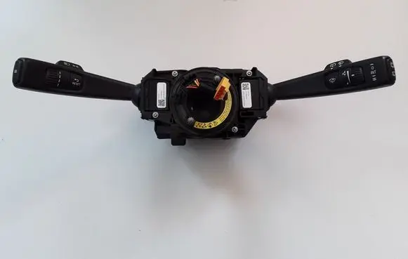 Volvo XC60 Wiper turn signal indicator stalk/switch 31456030