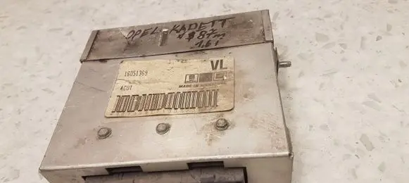 Opel Kadett E Engine control unit/module 16051369