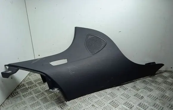 Mercedes-Benz GLC X253 C253 (D)pillar trim (top) A2536901925