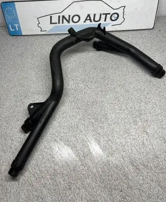 BMW 5 E39 Engine coolant pipe/hose 2247681
