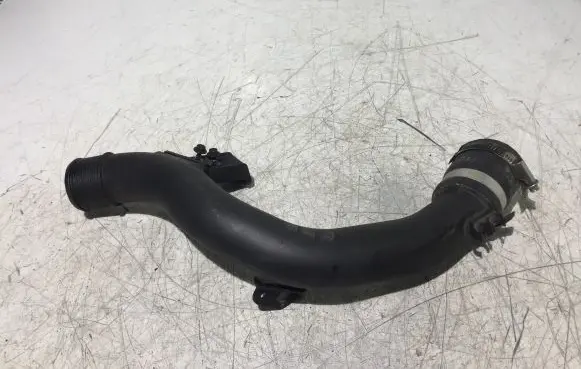 Ford Courier Intercooler hose/pipe F1F16F075A F1F16F075AB 3021615