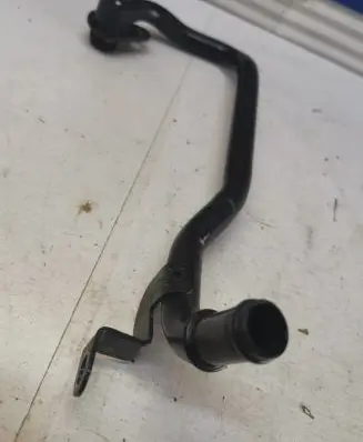 Audi A4 S4 B9 Engine coolant pipe/hose 04L121065AK 8353947 H010B06M2