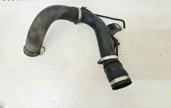 Toyota Avensis T250 Intercooler hose/pipe 173620R010