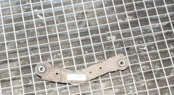 KIA Sportage Rear upper control arm/wishbone