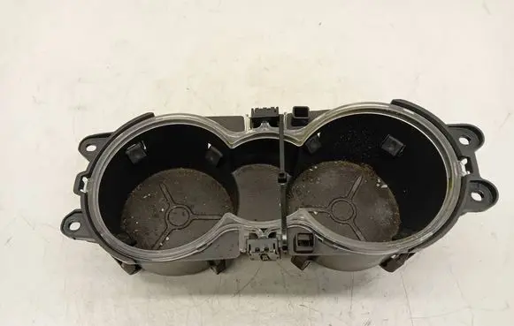 Ford Fiesta Cup holder front 