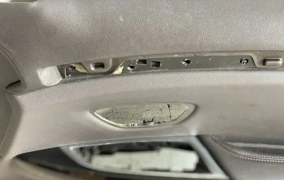 Renault Espace V (RFC) Front door card panel trim