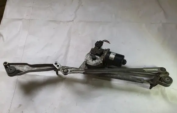 Mercedes-Benz R W251 Front wiper linkage and motor A2518200440 A2518201442