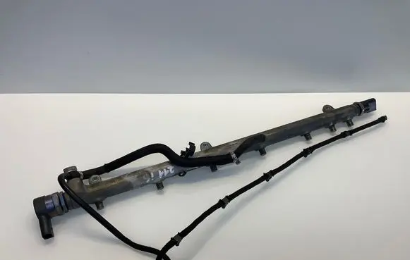 Mercedes-Benz E W211 Fuel main line pipe A6130700195 002564L2 0445216007