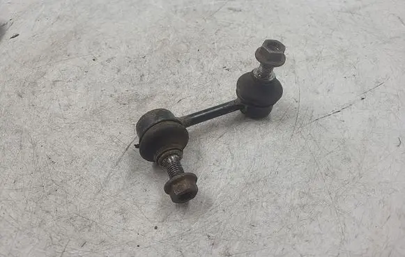 Mitsubishi Lancer X Front anti-roll bar/stabilizer link 
