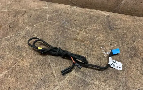 Mercedes-Benz SL R230 Front door wiring loom A2308202415