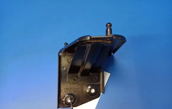 Audi A3 S3 8V ABS pump bracket 5Q2614235E