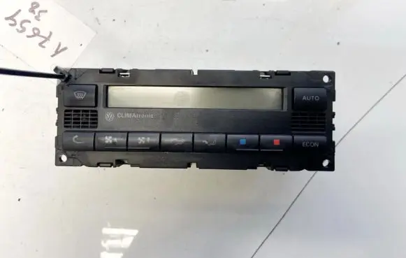 Volkswagen PASSAT B5 Climate control unit 3b1907044