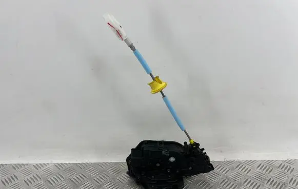 BMW 3 G20 G21 Rear door lock 7445046 VT5122 182838100