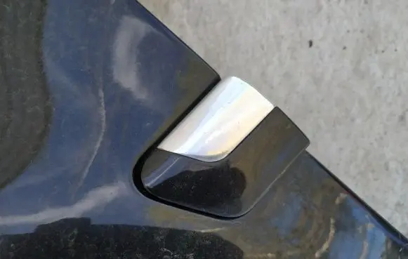 Volkswagen Phaeton Fender trim (molding)