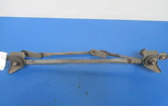 Mazda 626 Front wiper linkage and motor