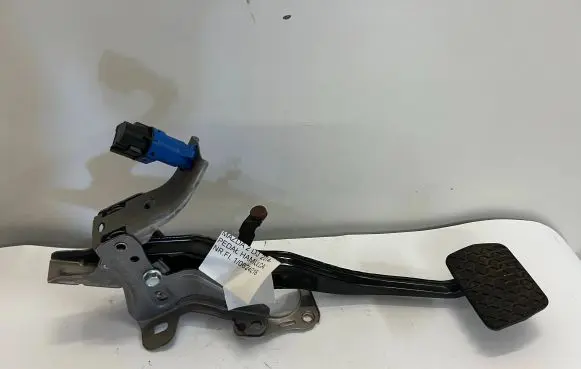 Mazda 2 Brake pedal