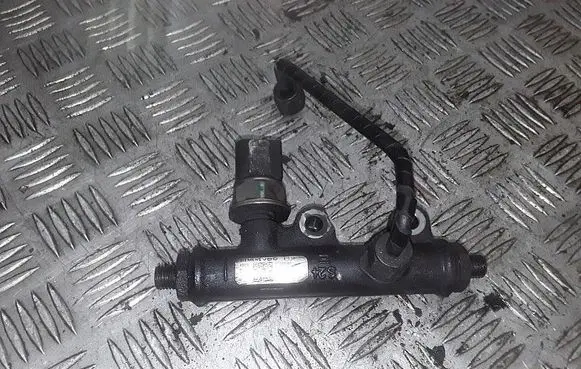 Citroen C6 Fuel main line pipe 4r8q9c066ae