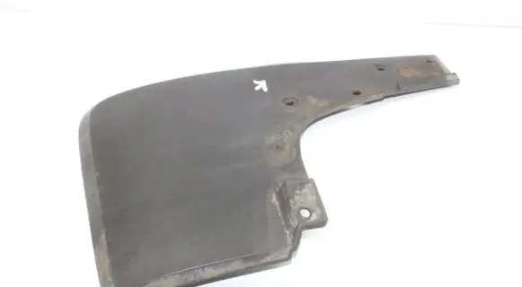 Volkswagen Amarok Front mudguard 