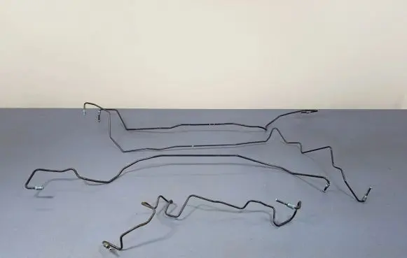 Brake vacuum hose/pipe