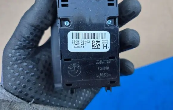 BMW X3 F25 Electric window control switch 9208108 030115