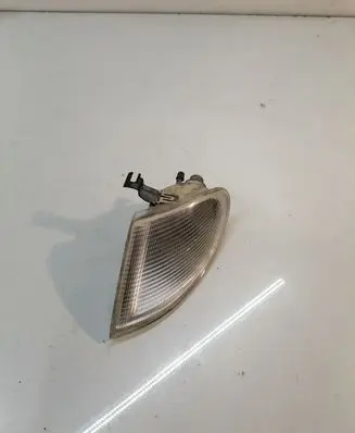 Volkswagen Golf Plus Front indicator light 1315113069