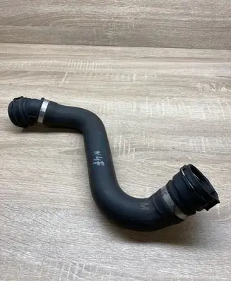 BMW 3 E90 E91 Engine coolant pipe/hose 7797258 121493 N47