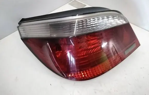 BMW 5 E60 E61 Rear/tail lights 6910767