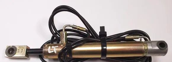 Mercedes-Benz SL R230 Convertible roof line/pipe/hose 