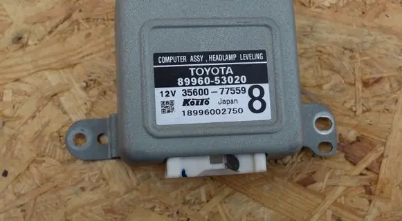 Lexus IS 200-300 Other control units/modules 8996053010