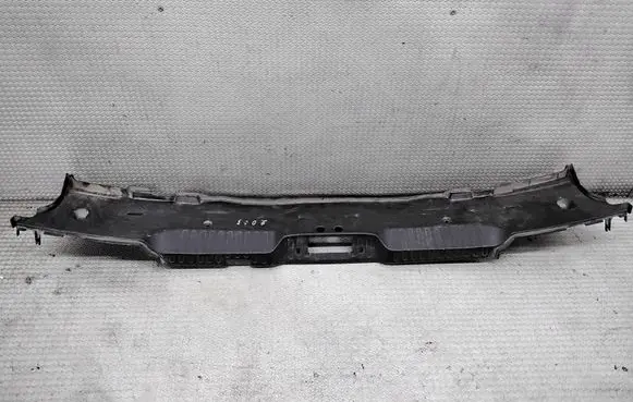BMW 3 E36 (D) pillar trim (bottom) 8146217
