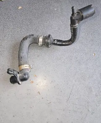 Volkswagen PASSAT B6 Vacuum line/pipe/hose 1K0612071N
